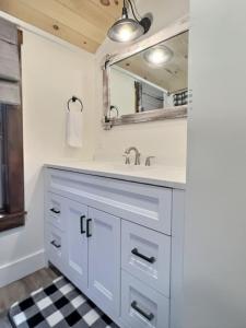 Φωτογραφία από το άλμπουμ του Snowarts- Game room, Fireplace, Close to golf σε Killington