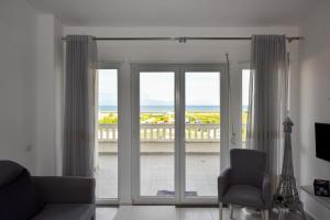Gambar di galeri bagi Apartment's Guraj Residence di Velipojë