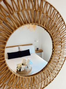 A bed or beds in a room at Beach and Sun - Paseo Marítimo -Playa