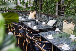 Restoran või mõni muu söögikoht majutusasutuses Hotel Royal