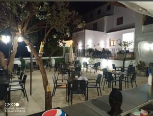 Restaurace v ubytování El Albergue de Jalance + 26 fotografií