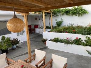 Balkón nebo terasa v ubytování Tsanis Guest House