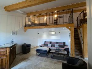Gallery image of La Remise - Gîte Provençal Privé Classé 3 Etoiles in Ansouis +23 photos