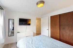 TV a/nebo společenská místnost v ubytování Chamonix Escape