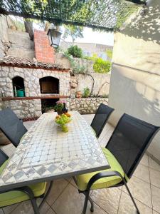 Patio alebo iná vonkajšia časť ubytovania Apartment Gitara