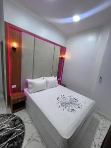 Letto o letti in una camera di Future Hostel
