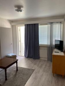 Foto dalla galleria di Huoneisto lähellä keskustaa a Pieksamaki Altre 12 foto