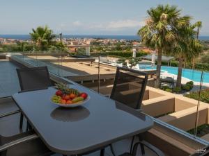 Bazén v ubytování Palma Villa & Suite With Pool nebo v jeho okolí