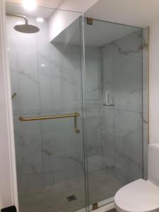 Gallery image of Private modern basement in Aurora