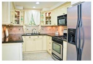 Η κουζίνα ή μικρή κουζίνα στο La Casa de David +4 φωτογραφίες