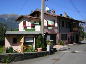 Nespecifikovaný výhled na hory nebo výhled na hory při pohledu z bed and breakfast + 10 fotografií