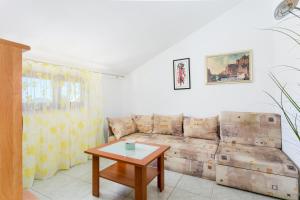 Posezení v ubytování Apartments and rooms with parking space Supetar, Brac - 5658