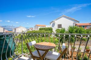 Balkón nebo terasa v ubytování Apartments and rooms with parking space Supetar, Brac - 5658