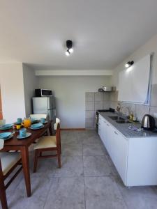 Nhà bếp/bếp nhỏ tại DAT Nelly