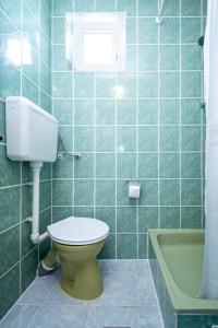 Koupelna v ubytování Triple Room Biograd na Moru 4305b