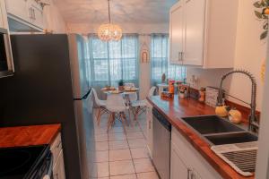 Gallery image of Gainesville Charm- Cozy, Comfortable, Convenient in Gainesville +20 photos