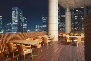 Posezení v ubytování Marunouchi Hotel