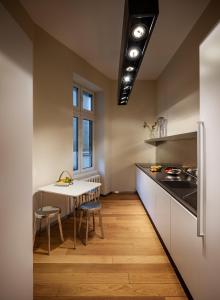 Η κουζίνα ή μικρή κουζίνα στο The Nest by Juno Hotel Sofia