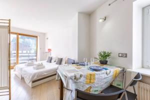 Posteľ alebo postele v izbe v ubytovaní Le Bellevue 04 - Happy Rentals