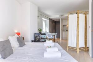 Posteľ alebo postele v izbe v ubytovaní Le Bellevue 04 - Happy Rentals