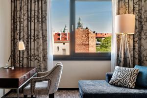 Posezení v ubytování Sheraton Grand Krakow
