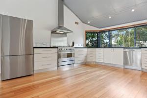 Φωτογραφία από το άλμπουμ του Tura Tree House σε Tura Beach