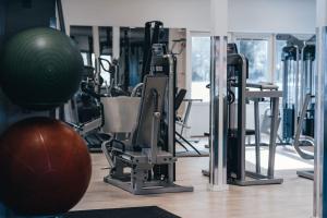 Fitness centrum a/nebo fitness zařízení v ubytování Ädelfors Hotell & Konferens