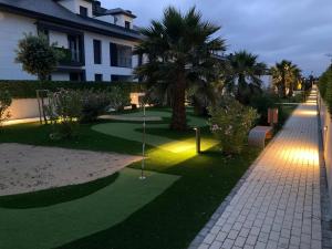 Zahrada ubytování Apartamento con jardin Long Beach Loredo