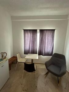 Gallery image of Rooms with free private parking in Baška Voda