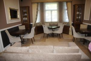 Posezení v ubytování THANHOFFER - HORTHY Villa
