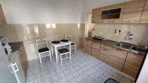 Kuchyň nebo kuchyňský kout v ubytování Apartman Perun - Niksic