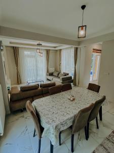 Afbeelding uit fotogalerij van Lakepark resort in Sapanca +17 foto's