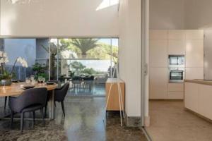 Η κουζίνα ή μικρή κουζίνα στο Pirilampo +28 φωτογραφίες