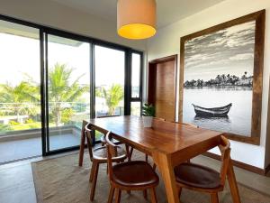 Φωτογραφία από το άλμπουμ του Penthouse - Sea view, Private root top pool, Golf σε Roches Noires