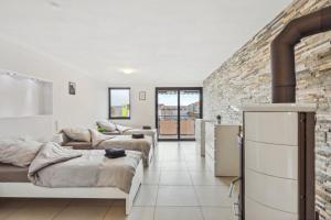 Ένα ή περισσότερα κρεβάτια σε δωμάτιο στο MONTEUR - Unterkunft für bis zu 7 Personen in 64569 Nauheim - GG09