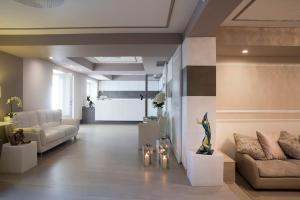 Posezení v ubytování Bianco Riccio Suite Hotel