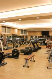 Fitness centrum a/nebo fitness zařízení v ubytování Bianco Riccio Suite Hotel