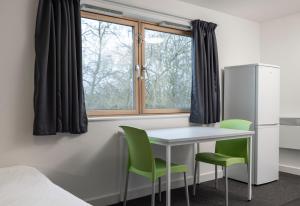 Afbeelding uit fotogalerij van Wenlock Court in Luton