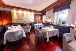 Posezení v ubytování Hotel Adler Asperg
