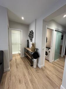 A television and/or entertainment centre at Pisazo en Pleno centro!!