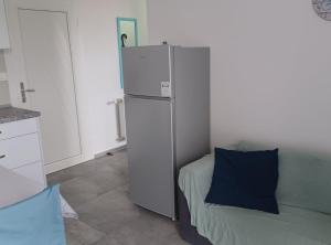 Η κουζίνα ή μικρή κουζίνα στο FreeMe Apartment +18 φωτογραφίες
