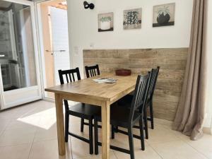 Foto dalla galleria di Maison proche des plages a Ceyreste