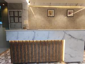 Fotografie z fotogalerie ubytování HOTEL MOON LITE RESIDENCY - Marve Road Malad West v Bombaji