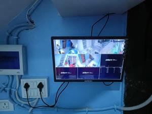 TV a/nebo společenská místnost v ubytování Atithi home stay