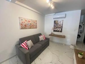 Гостиная зона в R2 Double Room Msida, in share flat