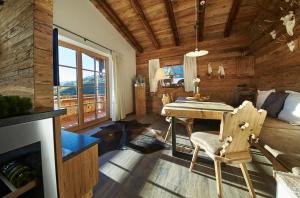 Posedenie v ubytovaní Panorama Chalets