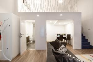 Posedenie v ubytovaní Modern Stylish Loft next to New York Palace
