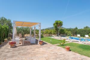 Bazén v ubytování Casa Cati hermosa villa familiar cerca de la playa en Son Servera nebo v jeho okolí