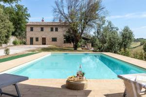 Gallery image of Italian Experience-Villa Luna in Macerata