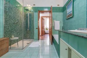 Kúpeľňa v ubytovaní Italian Experience-Villa Rosso Corbezzolo + 37 fotografií